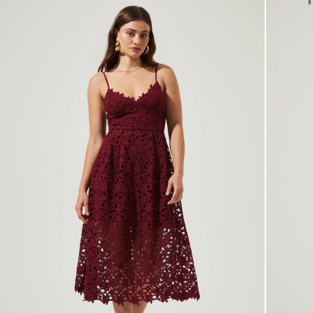 ASTR Lace A Line Midi Dress NWOT- L - Picture 2 of 8